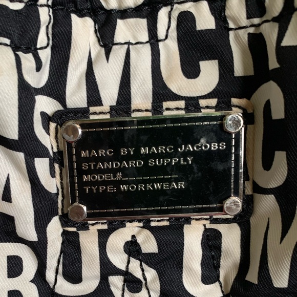 Marc Jacobs Tote - Picture 4 of 7